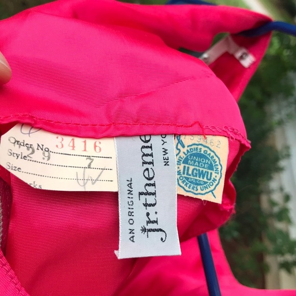 Collector’s quality J.R theme vintage dress. - Picture 7 of 7